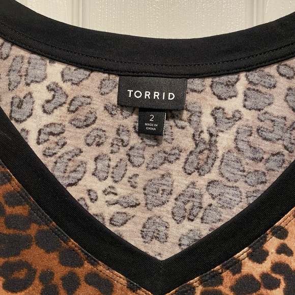 torrid Leopard Print Top Size 2/2X - Picture 3 of 6
